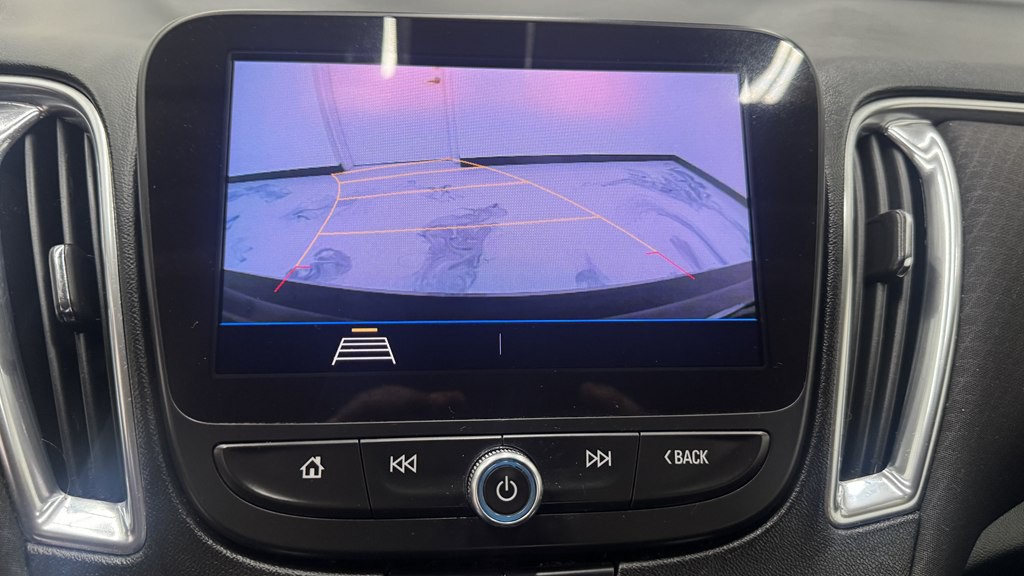 2020 Chevrolet Malibu Image 19