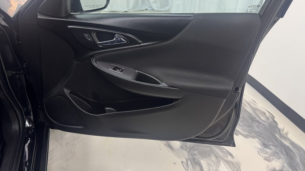 2020 Chevrolet Malibu Image 25