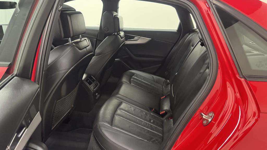 2017 Audi A4 Image 22