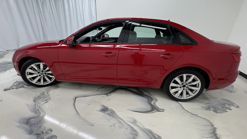 2017 Audi A4 Image 5