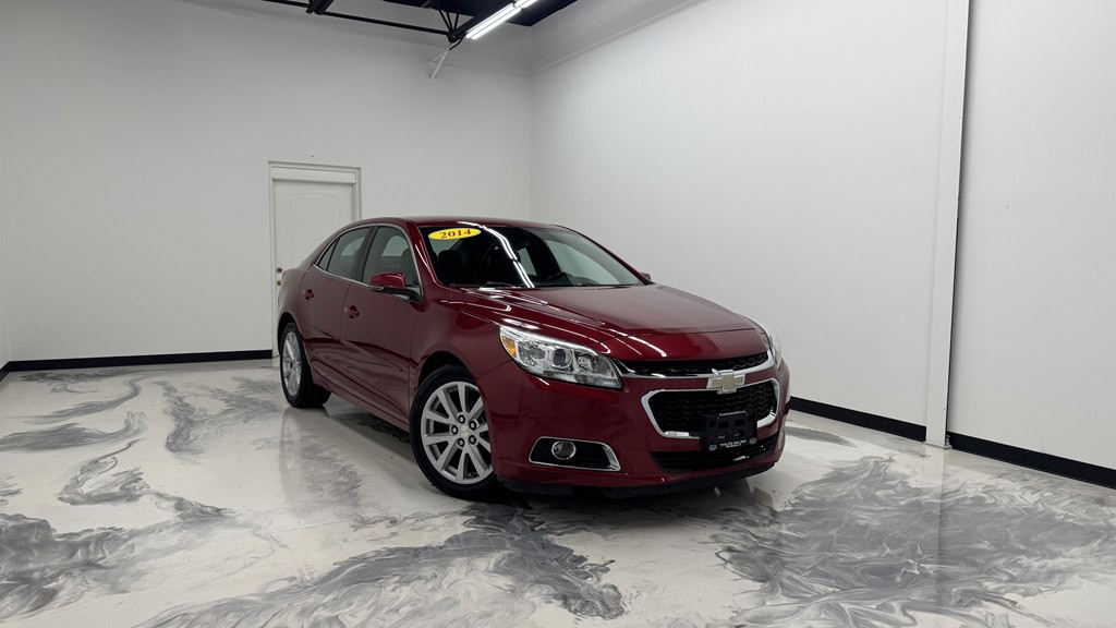 2014 Chevrolet Malibu Image 1