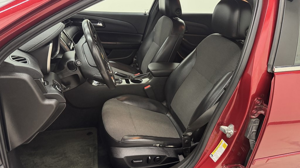 2014 Chevrolet Malibu Image 16