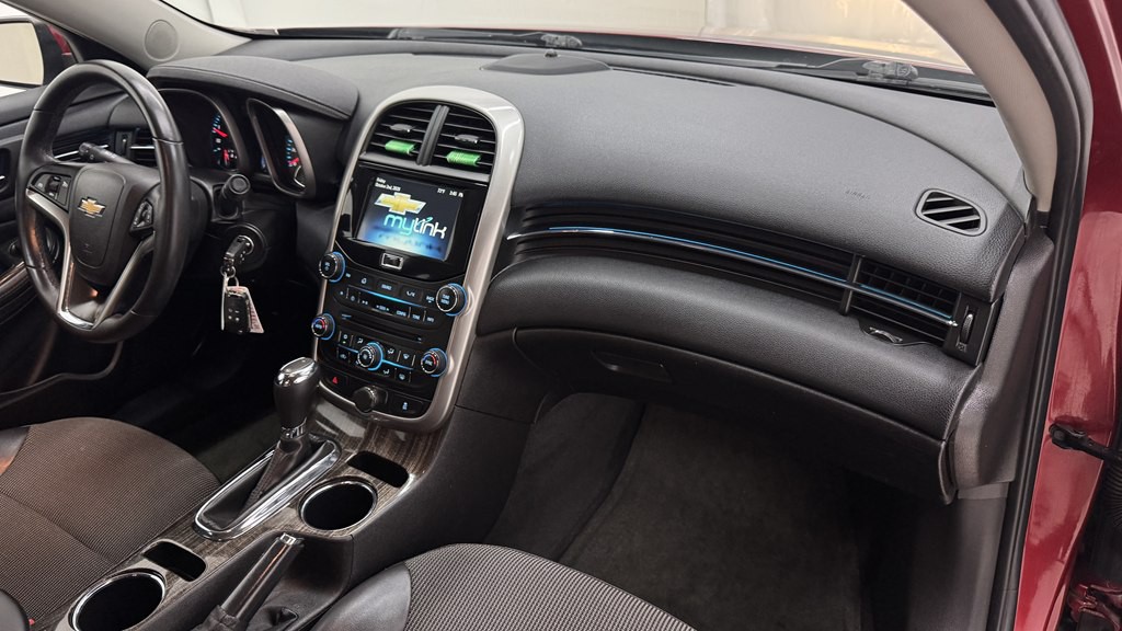 2014 Chevrolet Malibu Image 28