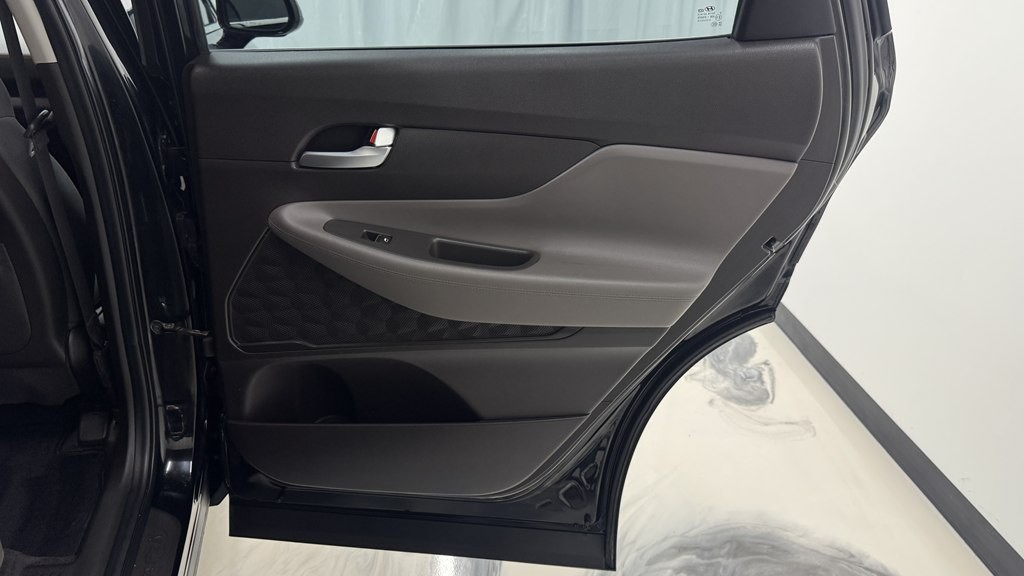 2020 Hyundai Santa Fe Image 23