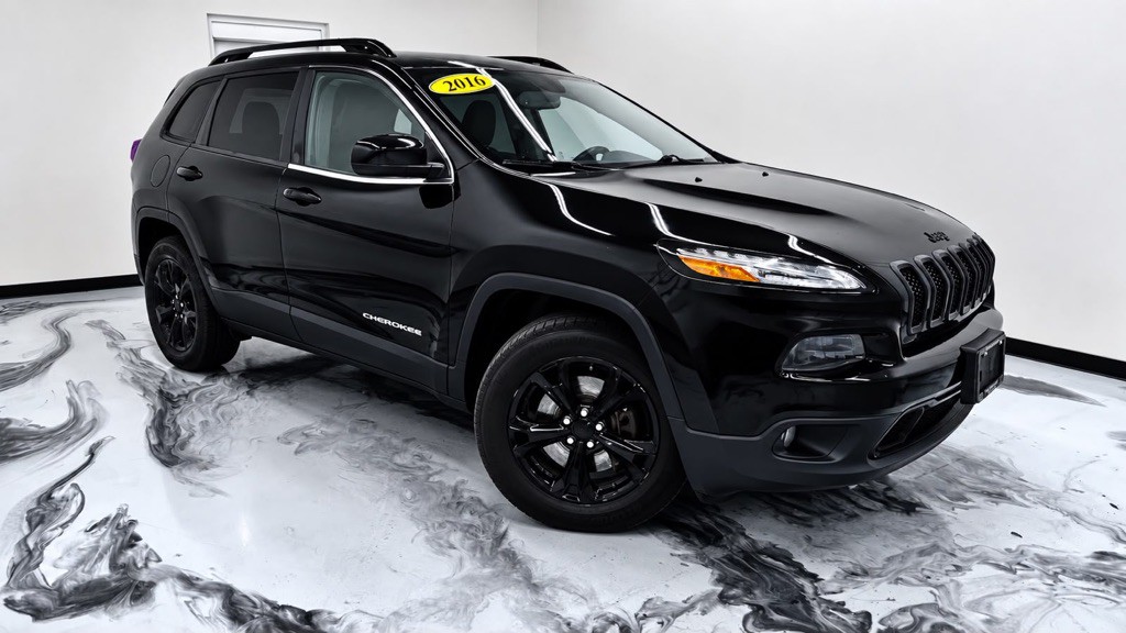 2016 Jeep Cherokee Image 2