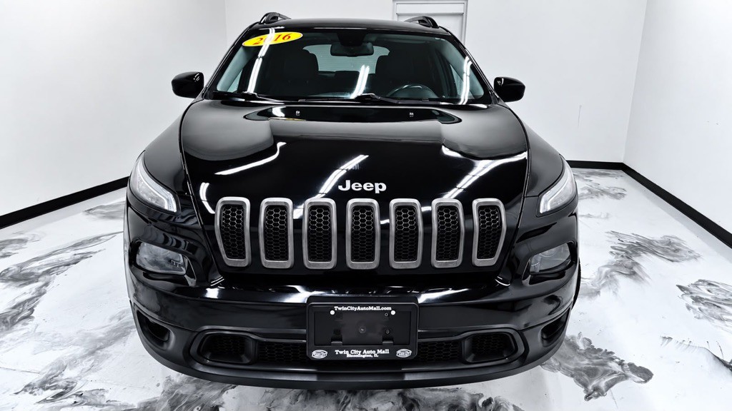 2016 Jeep Cherokee Image 3