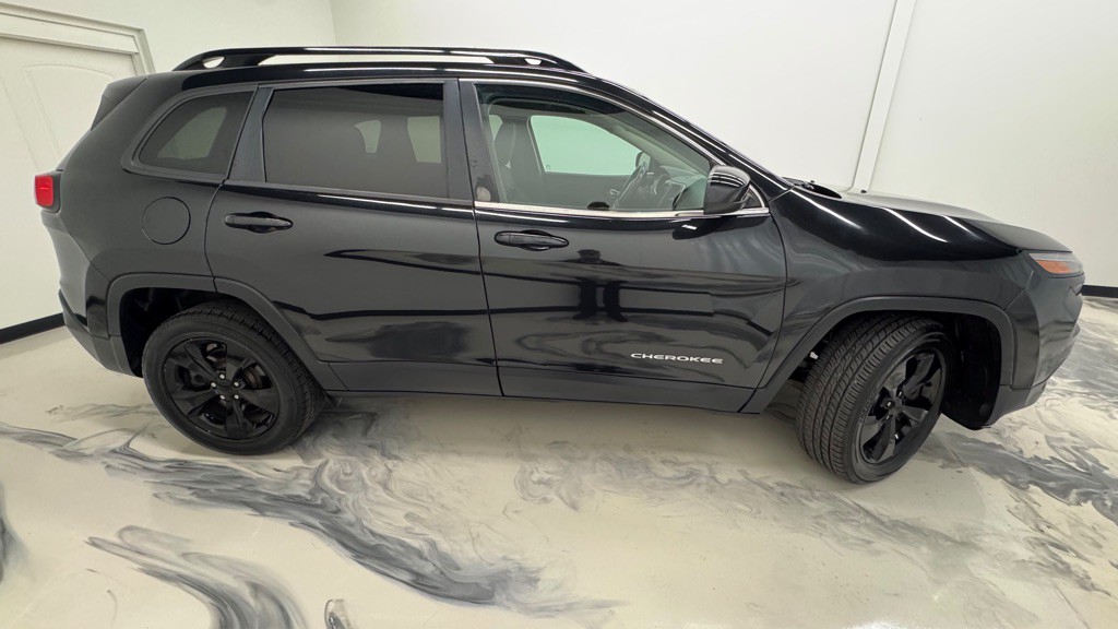 2016 Jeep Cherokee Image 13