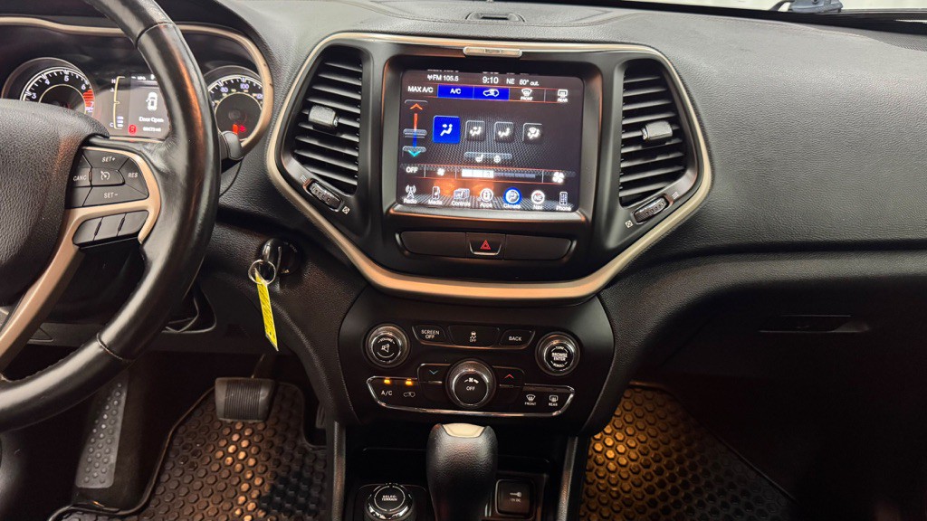 2016 Jeep Cherokee Image 21