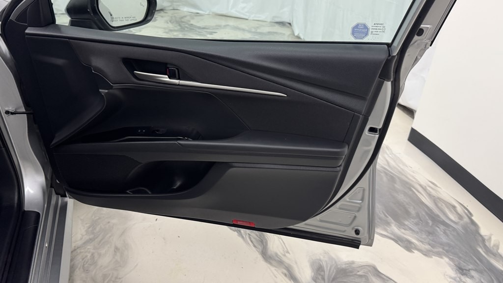 2025 Toyota Camry Image 24