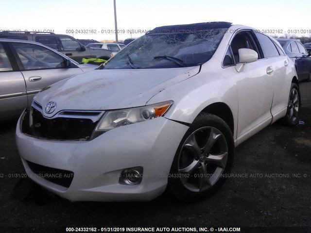 2011 Toyota Venza Image 2