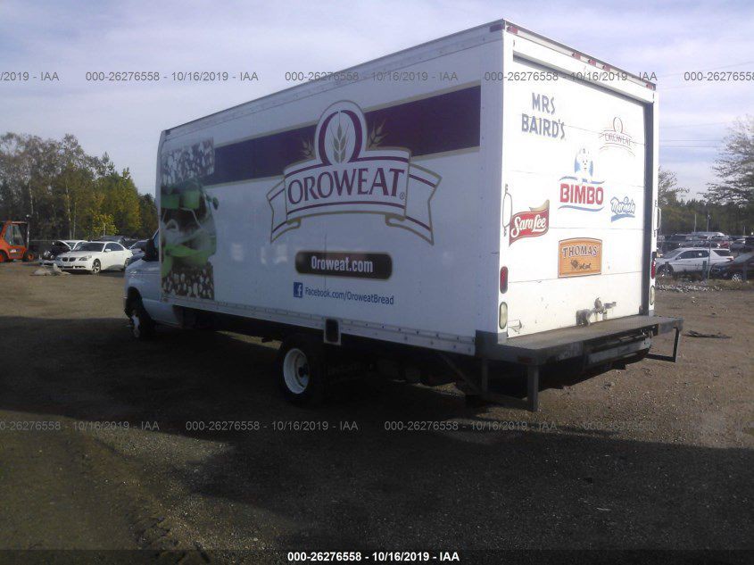 2010 Ford Econoline Image 3