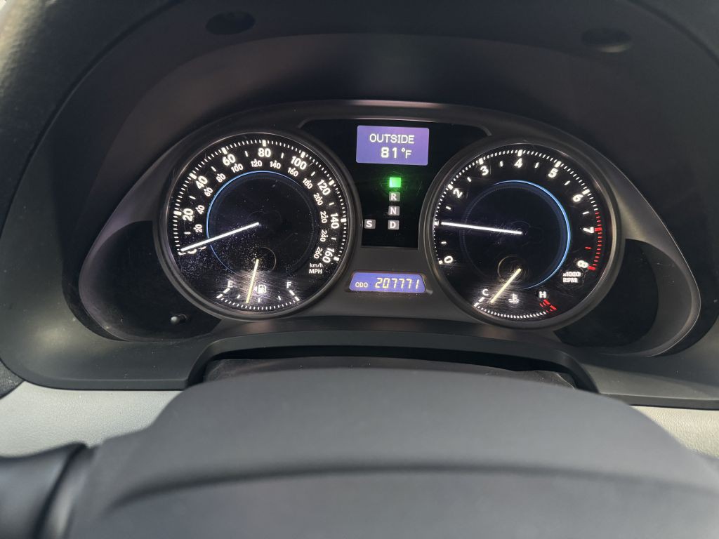 2006 Lexus IS Image 12