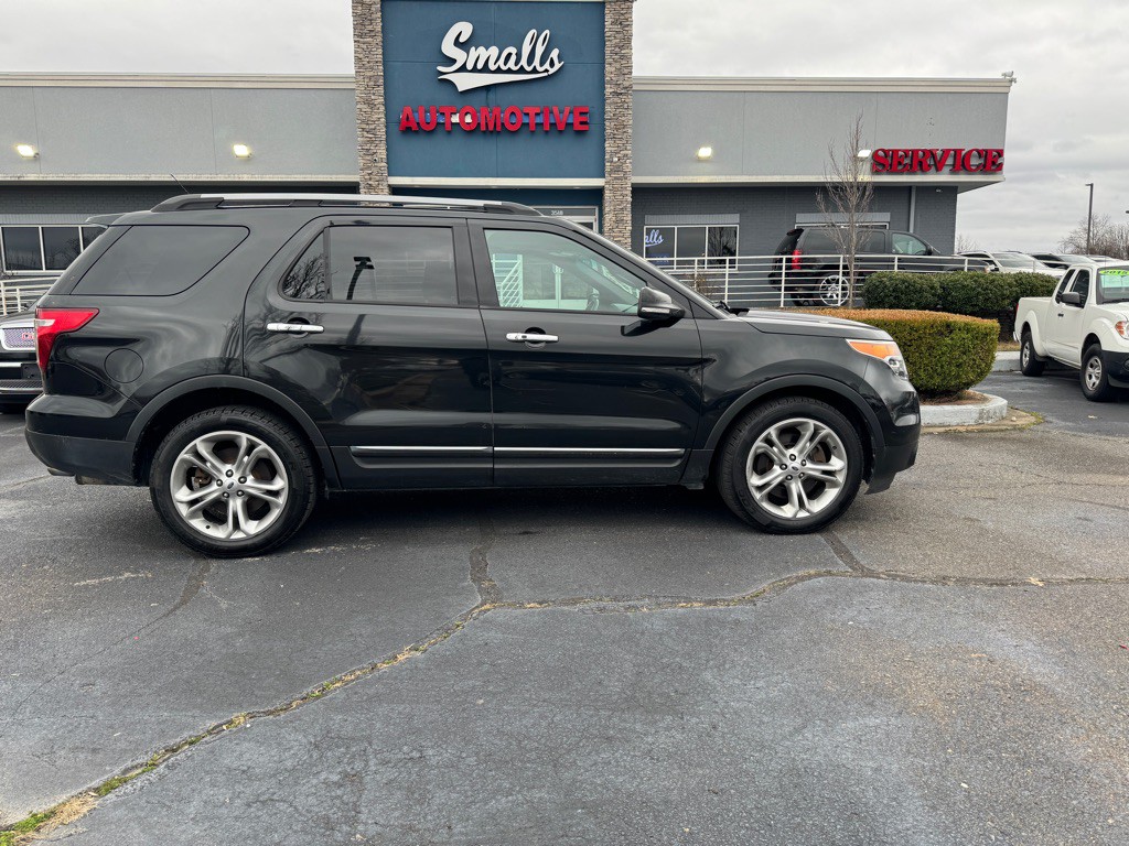 2015 Ford Explorer Image 1