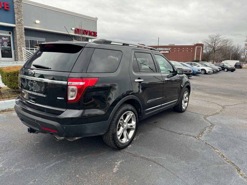 2015 Ford Explorer Image 8