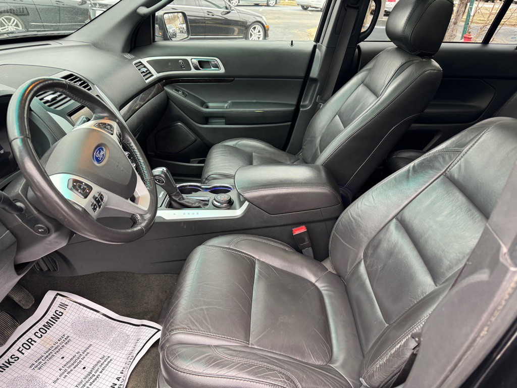 2015 Ford Explorer Image 15