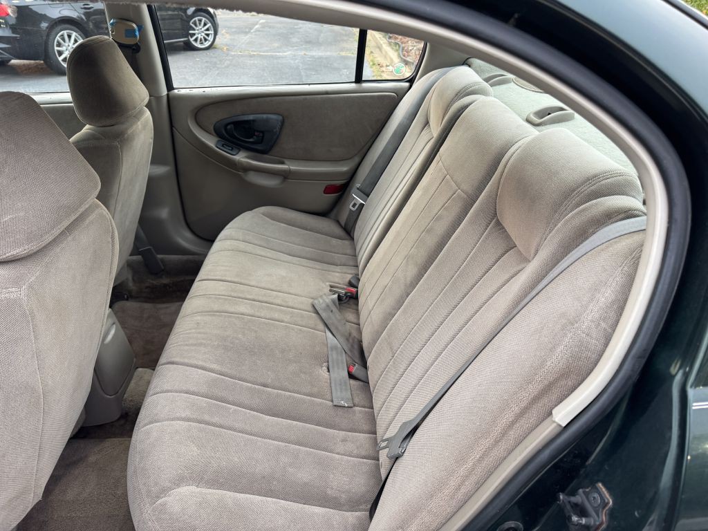 2002 Chevrolet Malibu Image 9