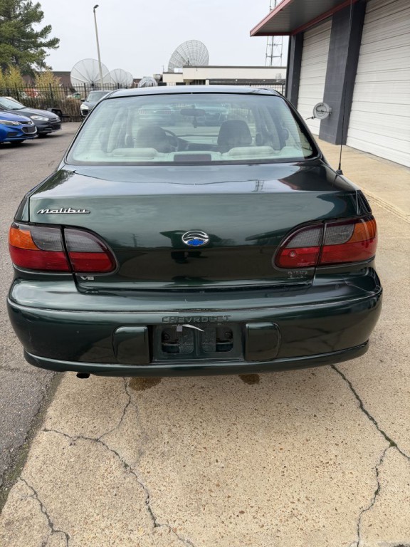 2002 Chevrolet Malibu Image 4