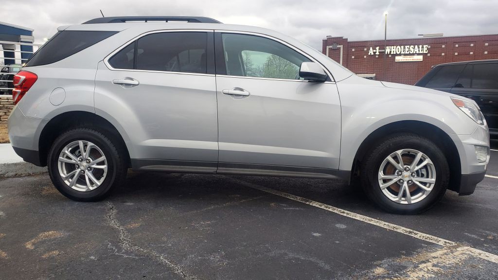 2017 Chevrolet Equinox Image 8