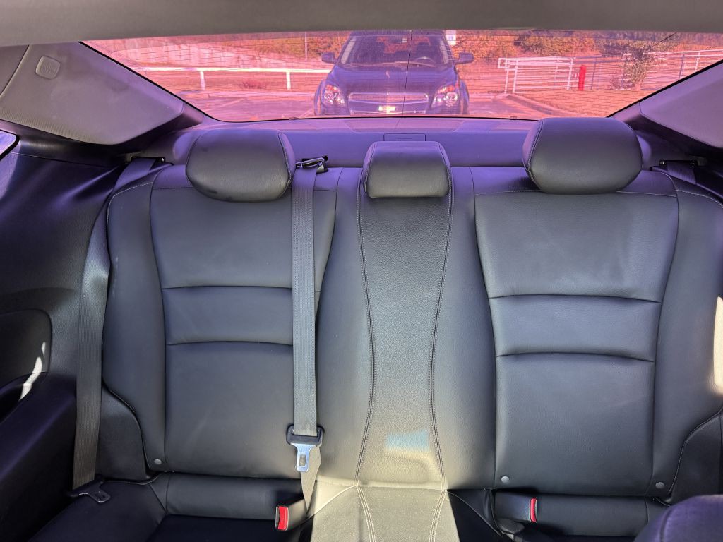 2013 Honda Accord Image 12