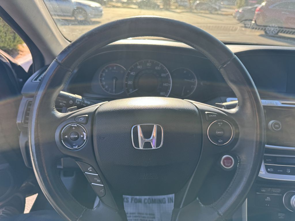 2013 Honda Accord Image 16