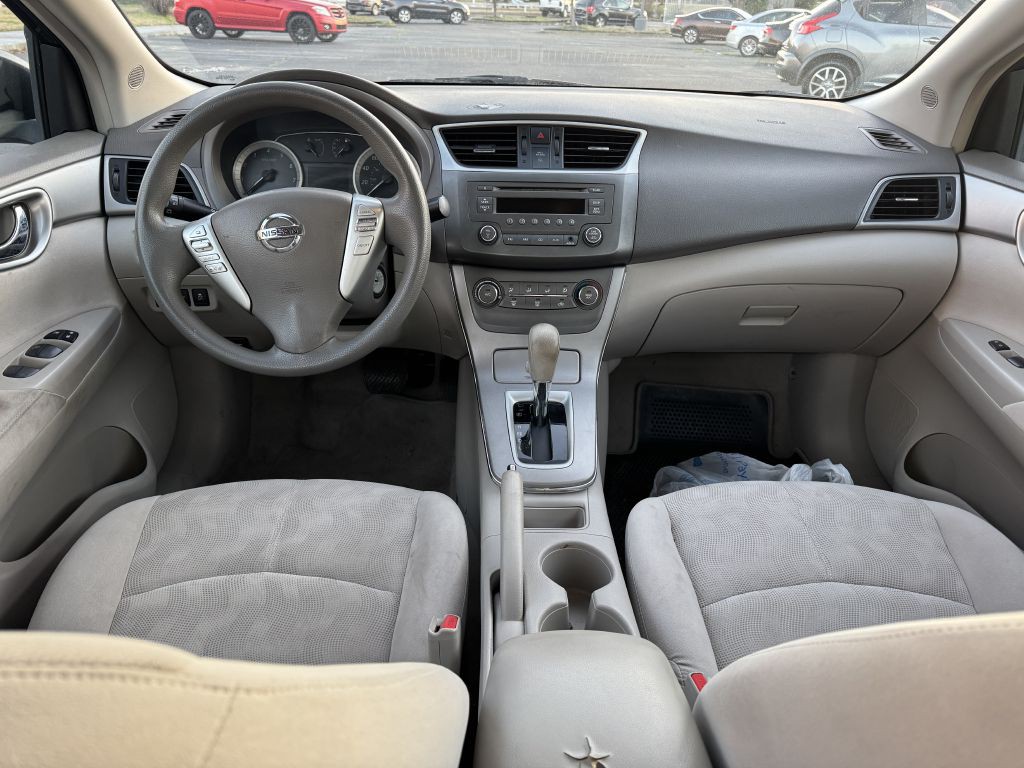 2013 Nissan Sentra Image 9
