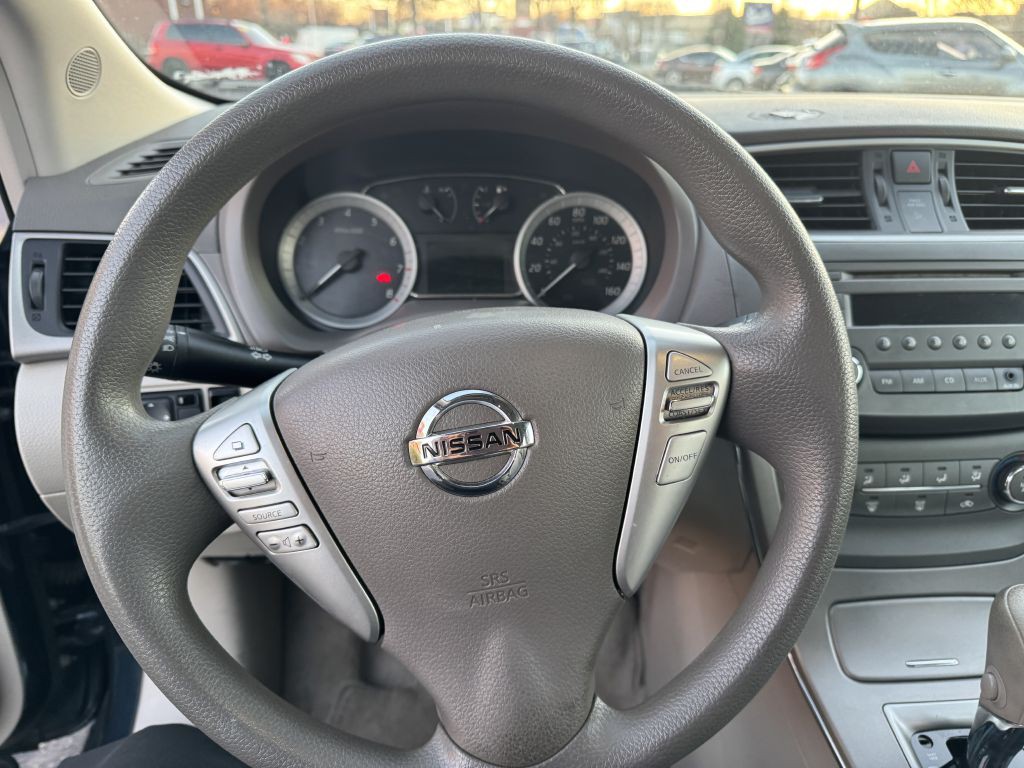 2013 Nissan Sentra Image 10