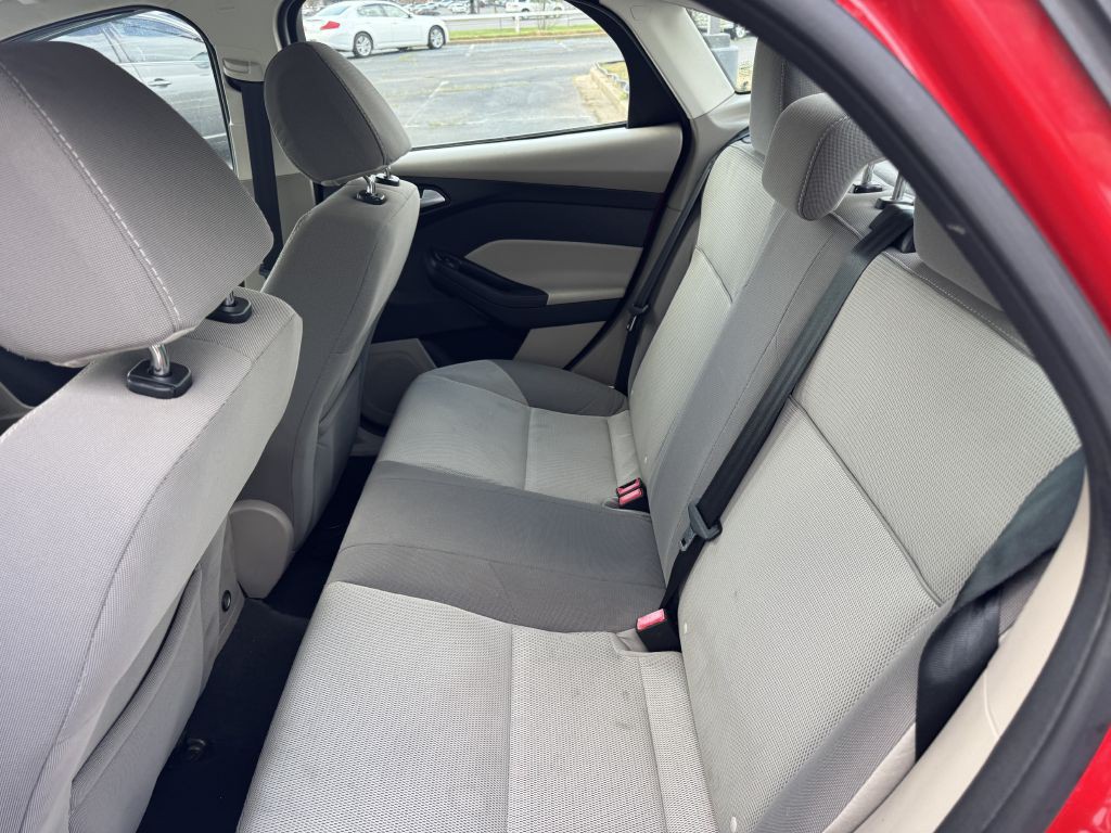 2014 Ford Focus Image 11