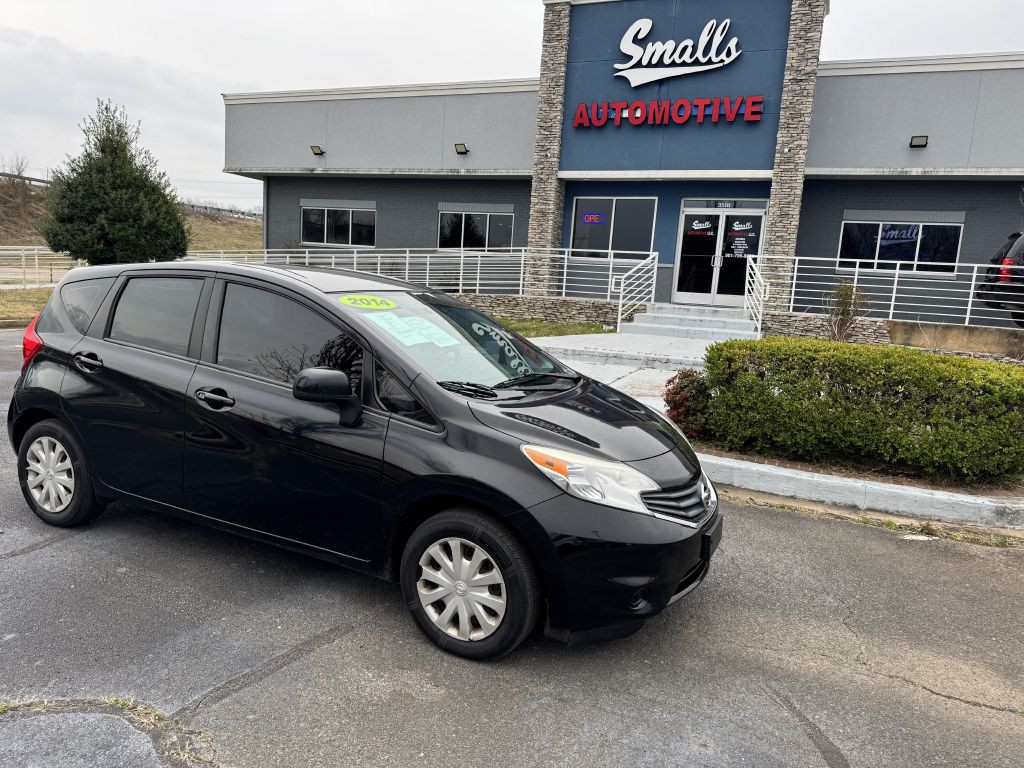 2014 Nissan Versa Image 2