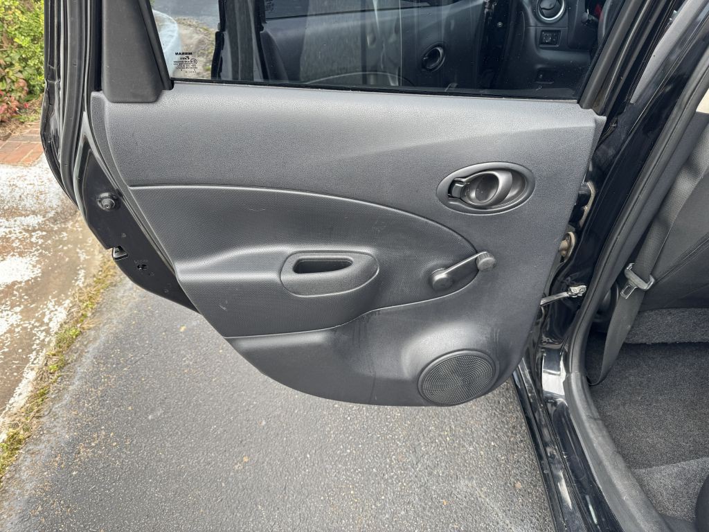 2014 Nissan Versa Image 8