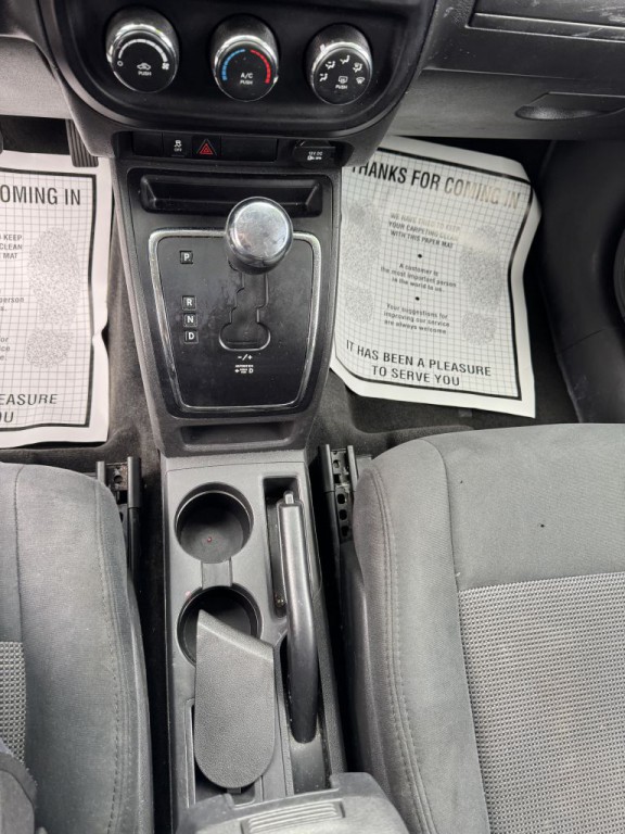 2012 Jeep Compass Image 18