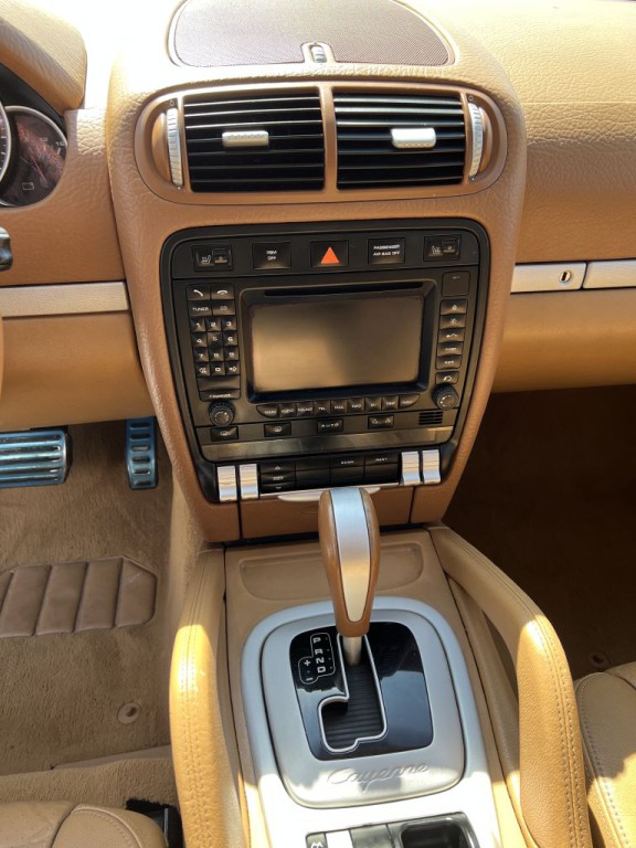2008 Porsche Cayenne Image 13