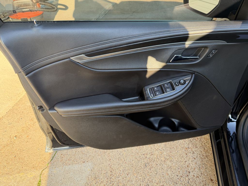 2019 Chevrolet Impala Image 12