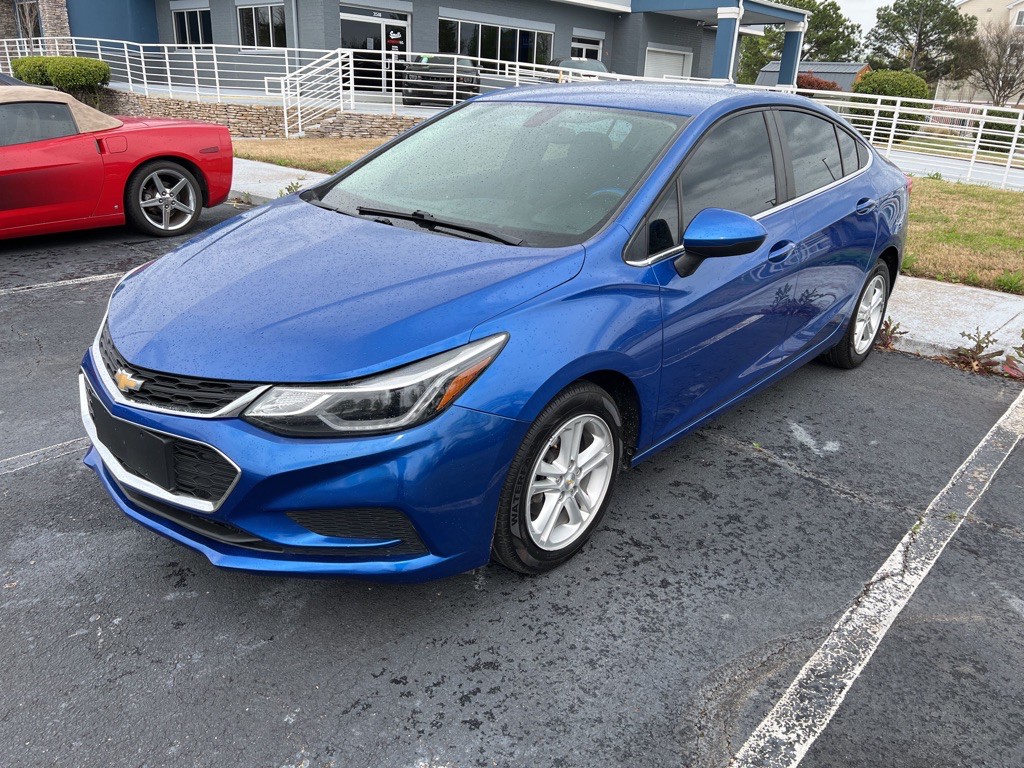 2018 Chevrolet Cruze Image 1