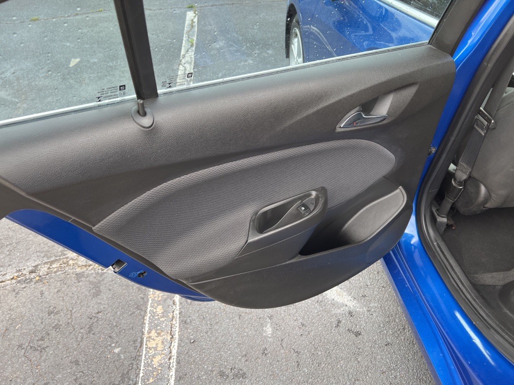 2018 Chevrolet Cruze Image 5