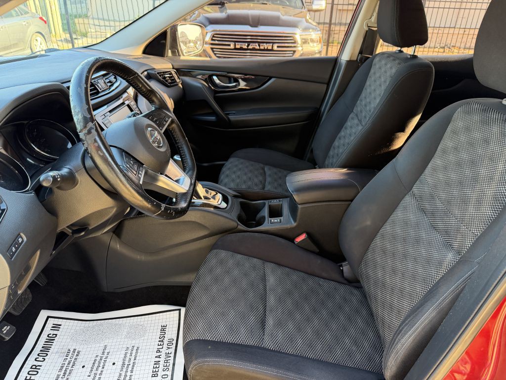 2021 Nissan Rogue Image 10