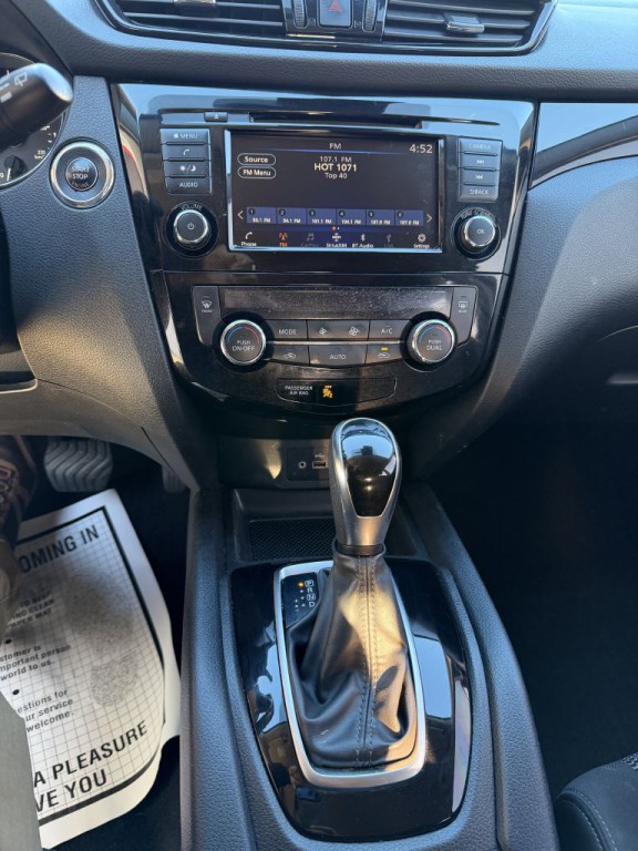 2021 Nissan Rogue Image 15