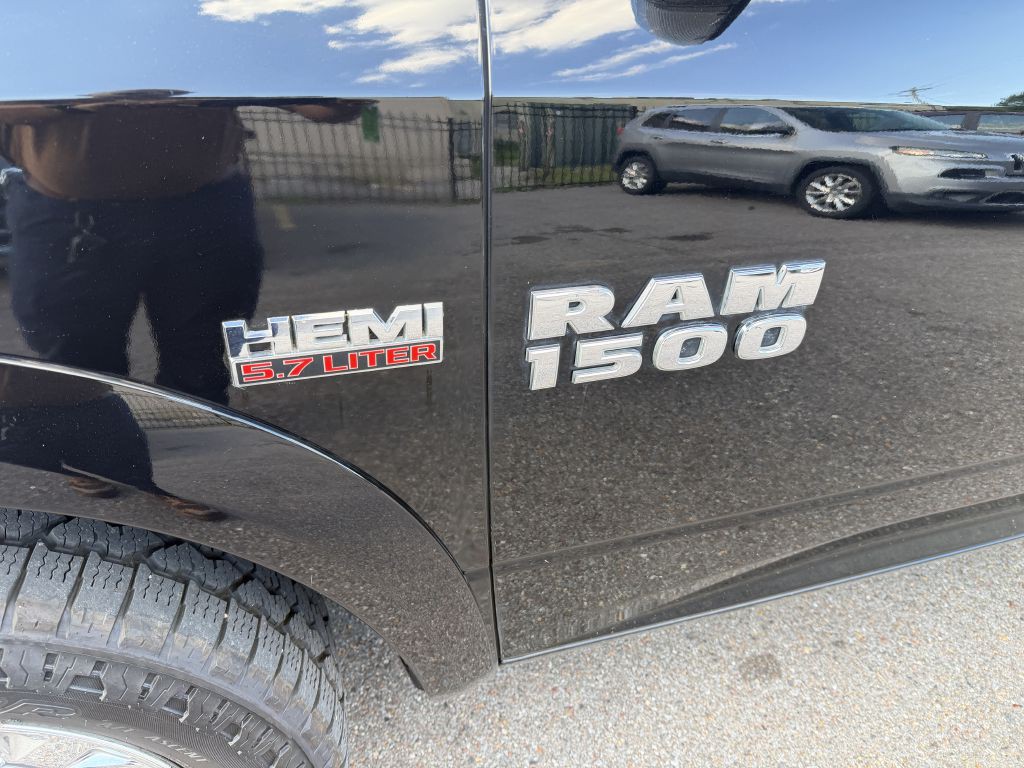 2014 RAM 1500 Image 2