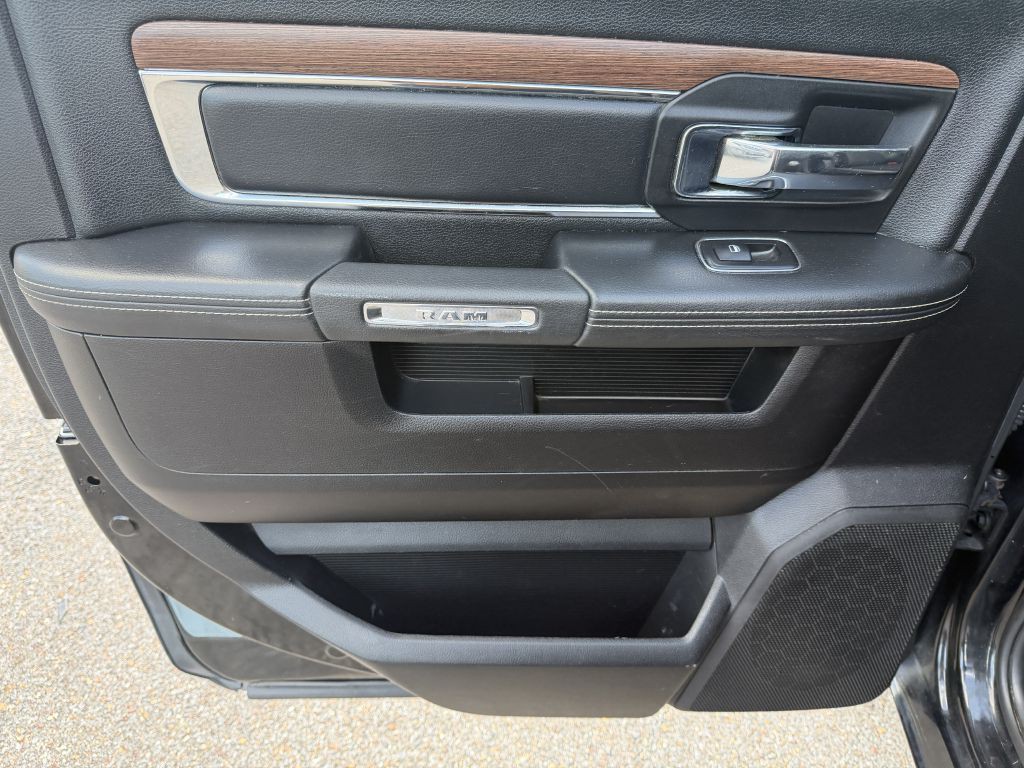2014 RAM 1500 Image 9
