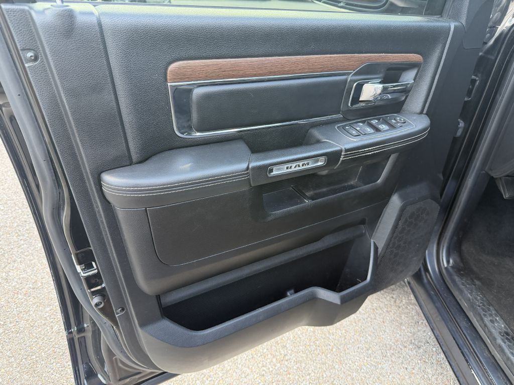 2014 RAM 1500 Image 12