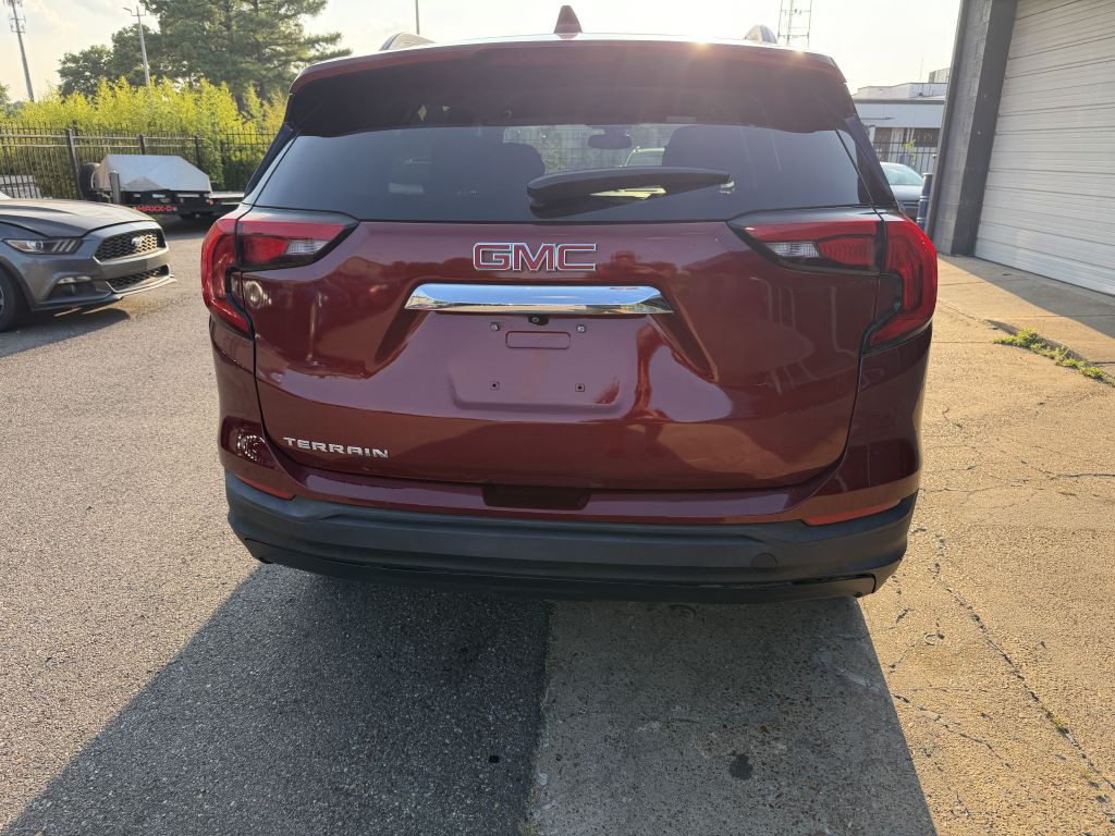 2020 GMC Terrain Image 3