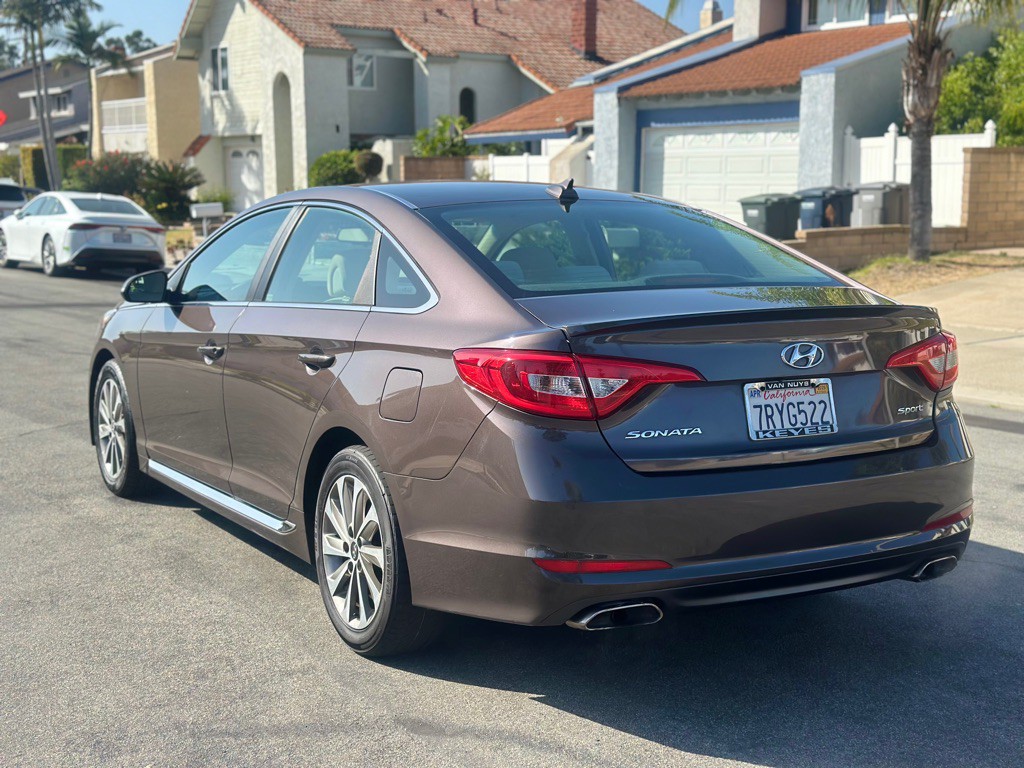 2016 Hyundai Sonata Image 4
