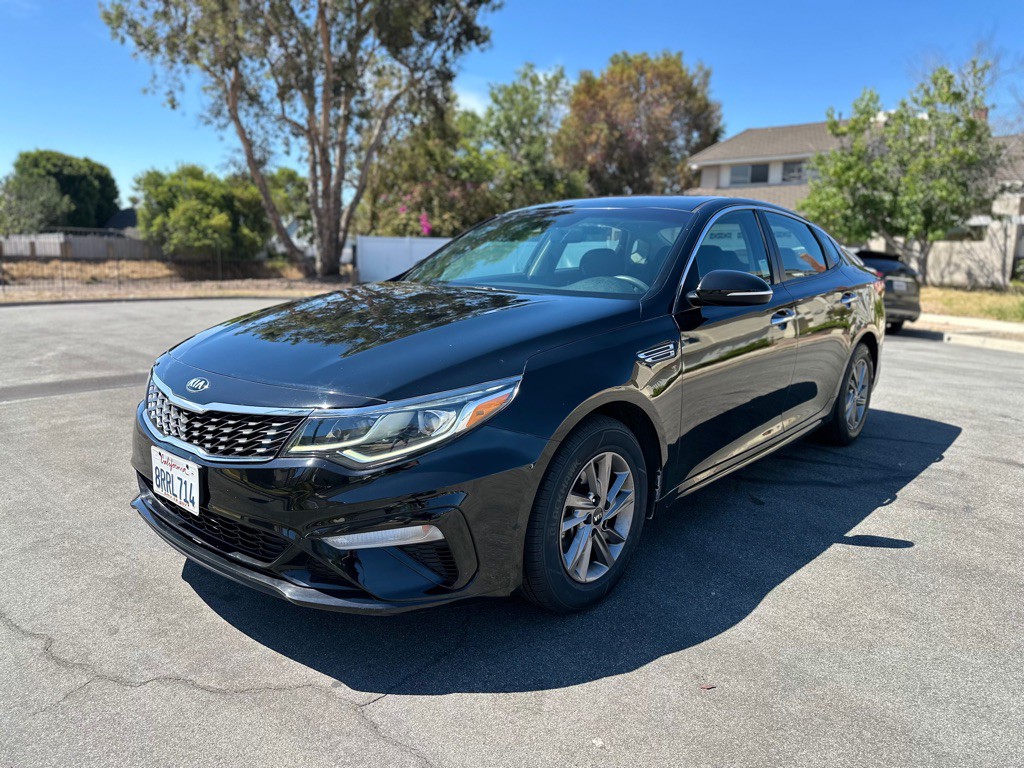 2020 Kia Optima Image 2