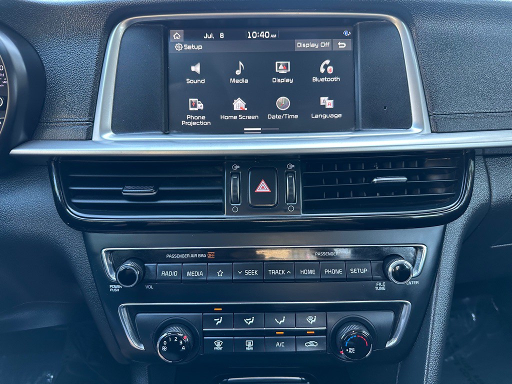 2020 Kia Optima Image 8