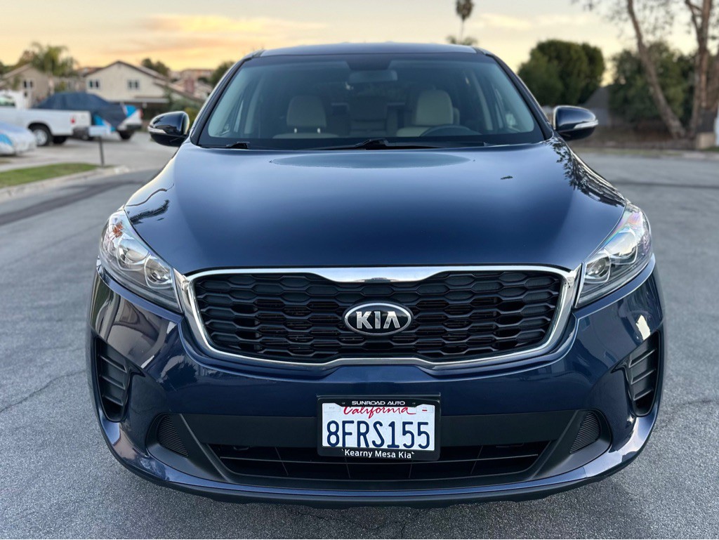 2019 Kia Sorento Image 2