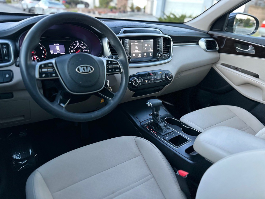 2019 Kia Sorento Image 9
