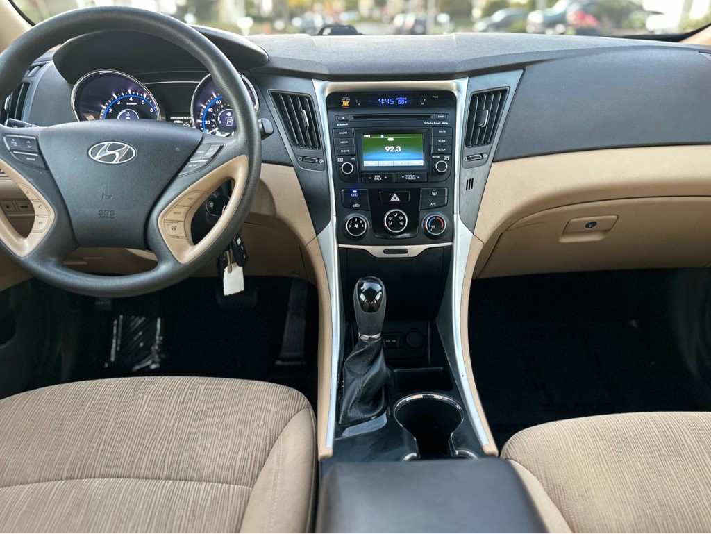 2014 Hyundai Sonata Image 7