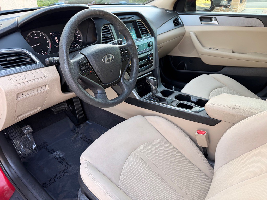 2016 Hyundai Sonata Image 8