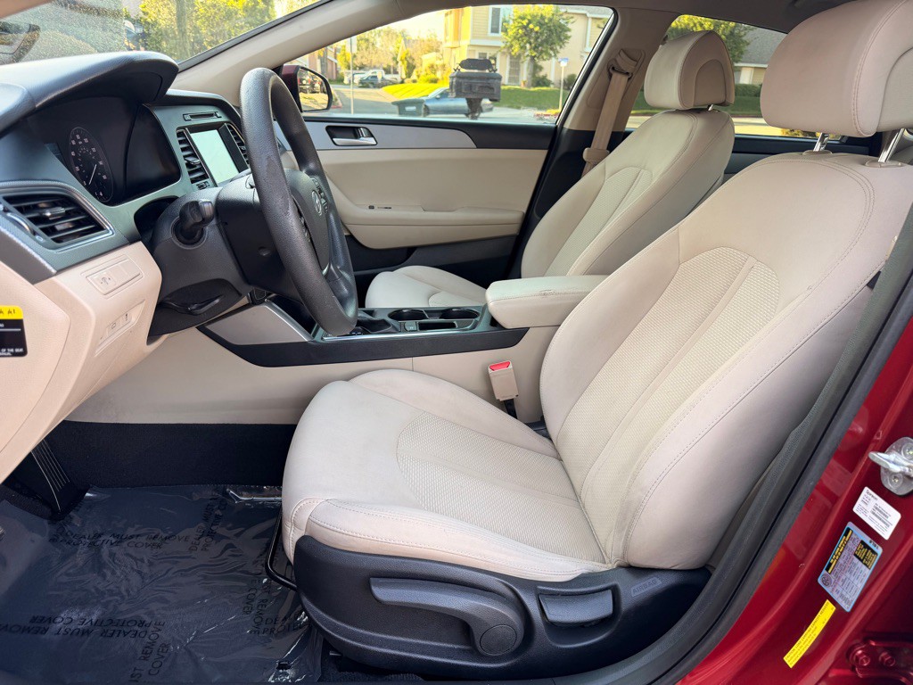 2016 Hyundai Sonata Image 9