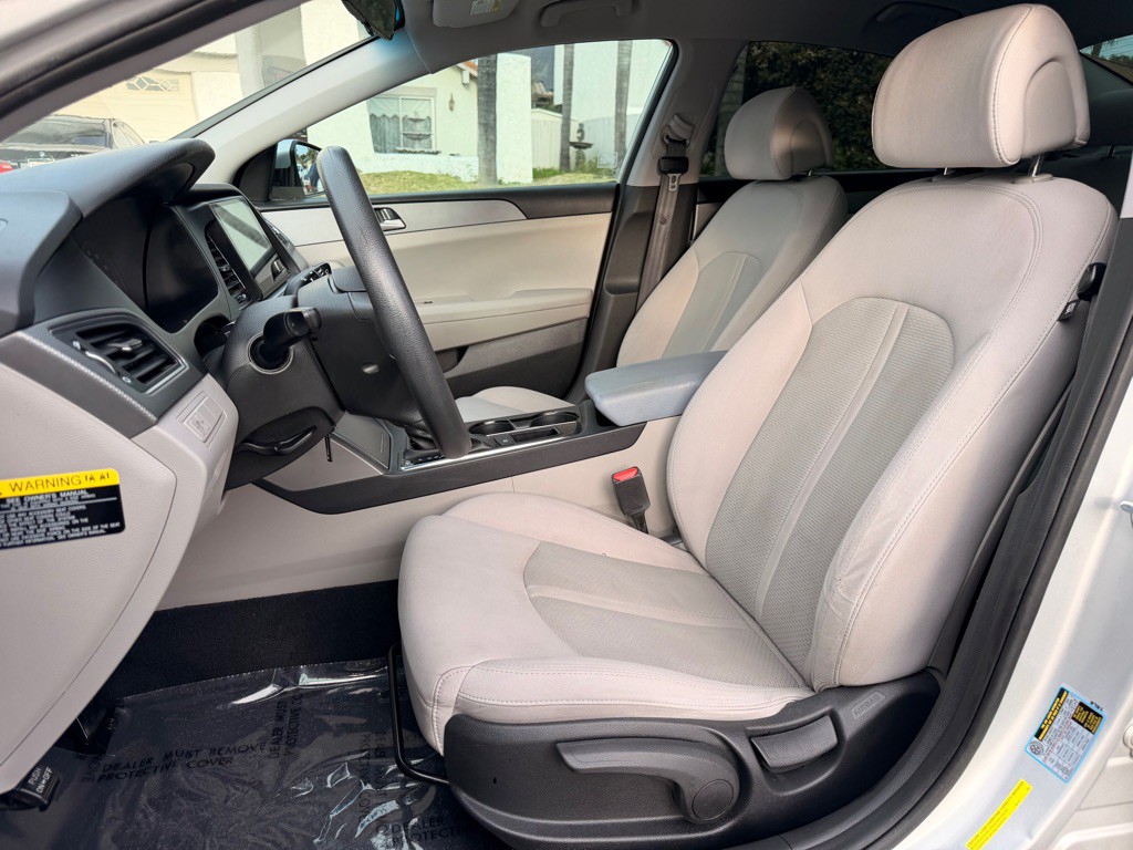 2017 Hyundai Sonata Image 6