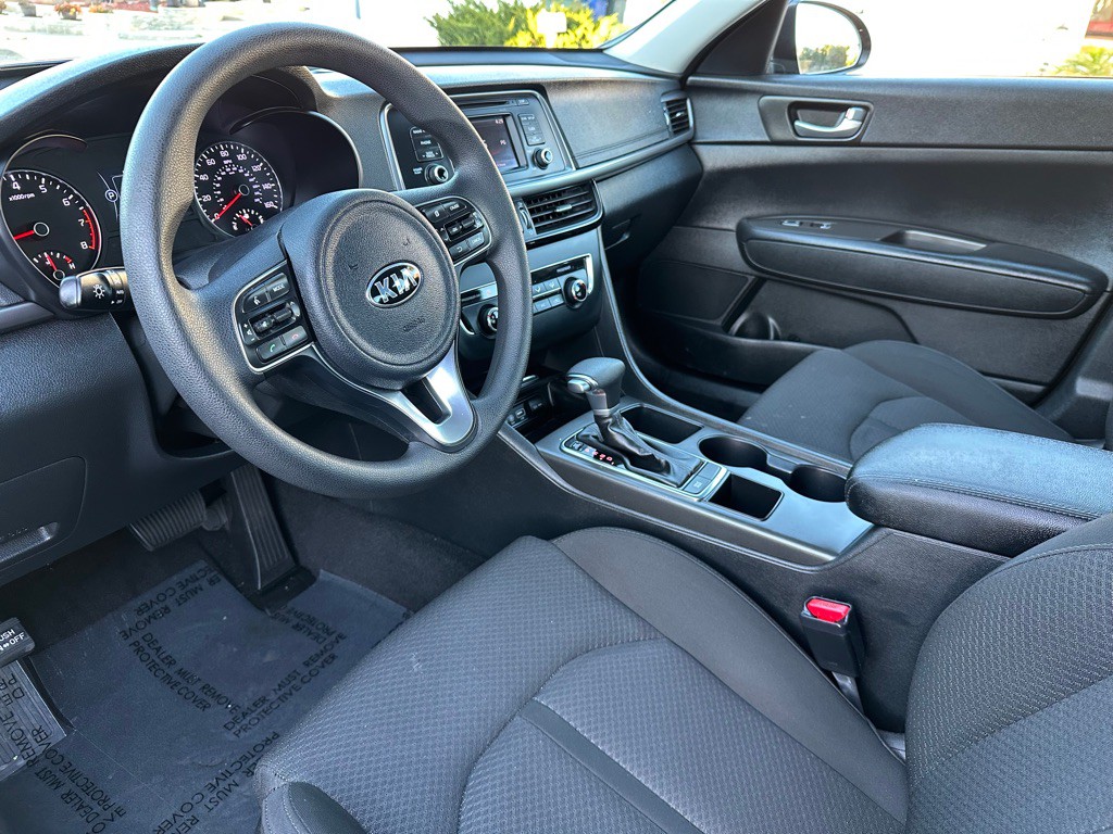 2017 Kia Optima Image 6